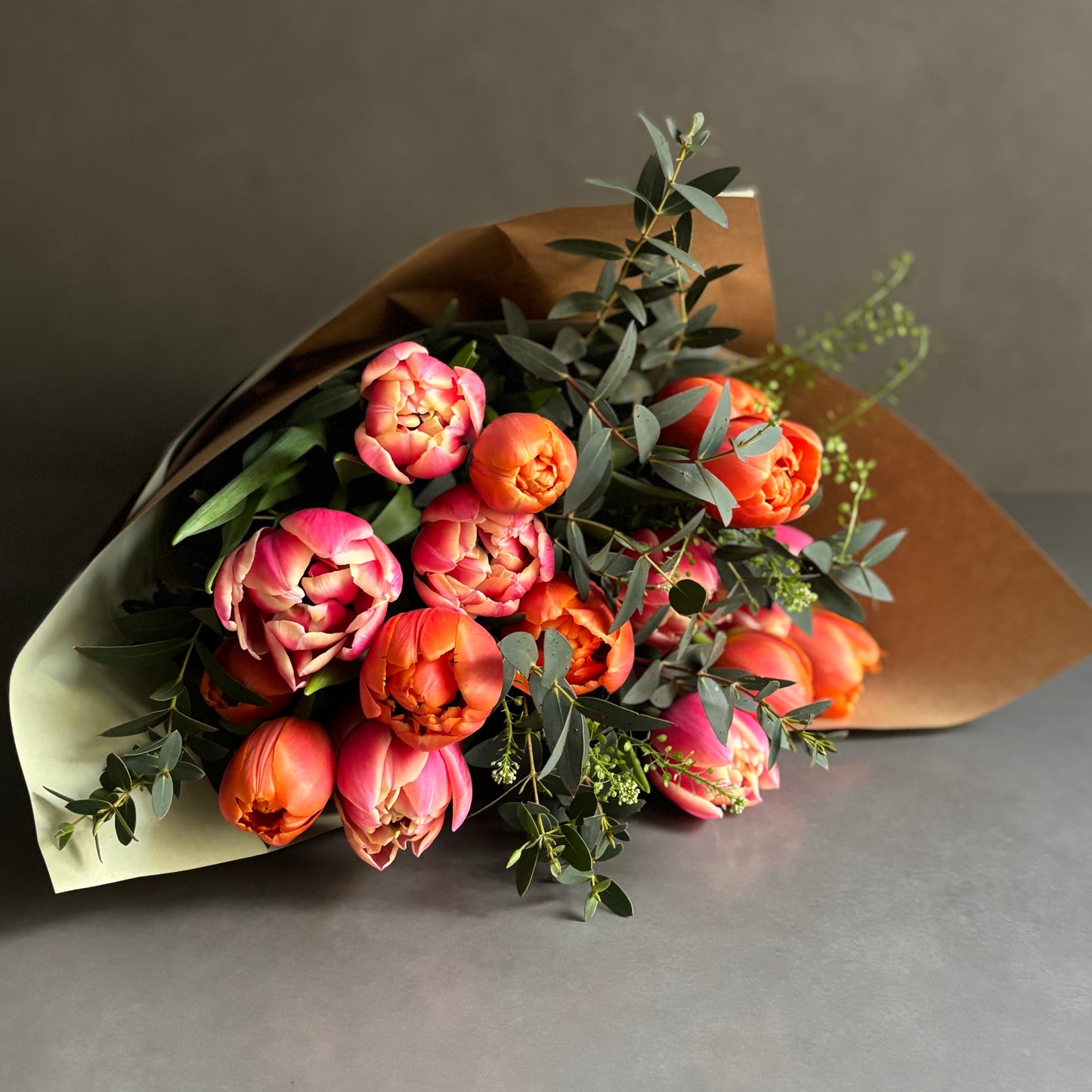 Ramo grande tulipanes variados
