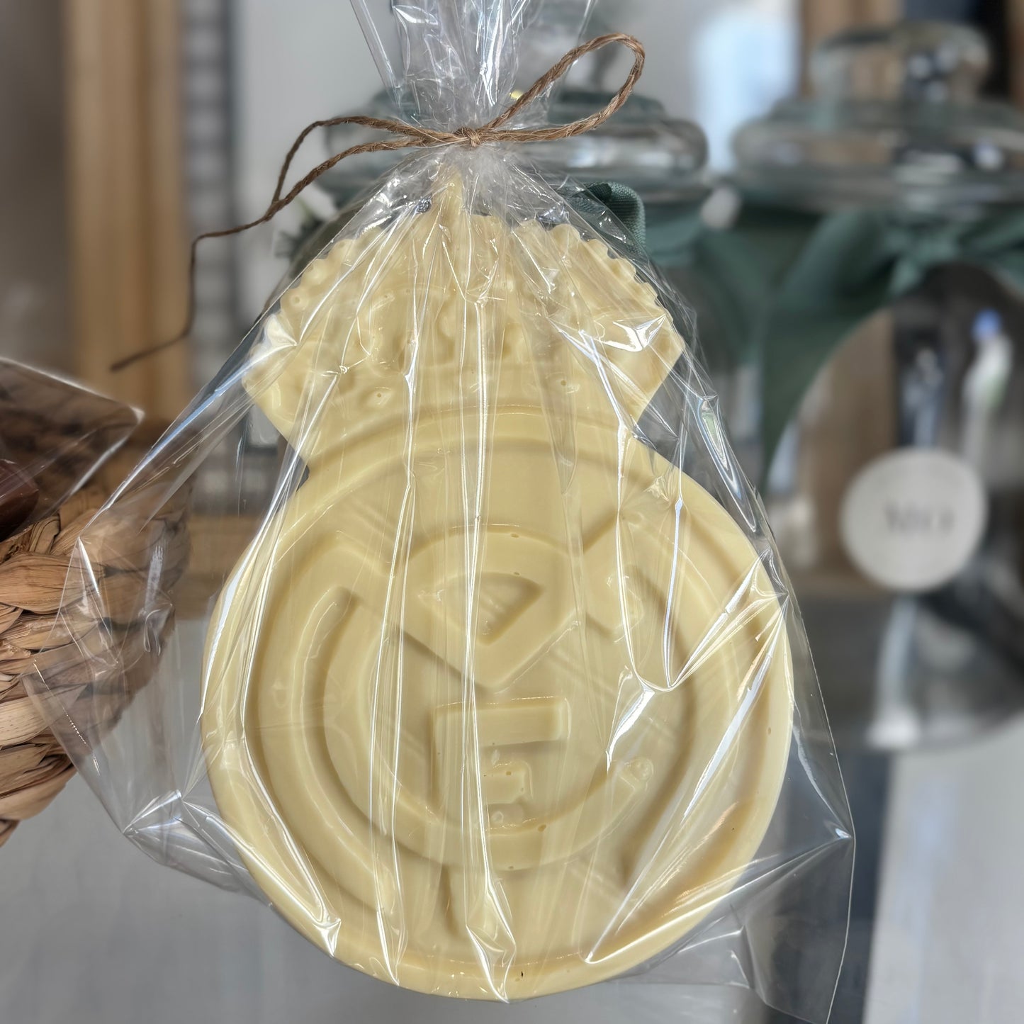 Escudo Madrid choco blanco